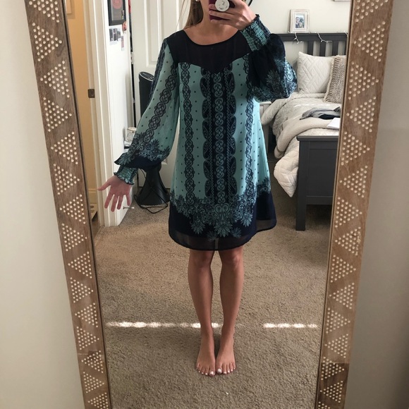 Navy and Green Long Sleeve Dress - Picture 2 of 4